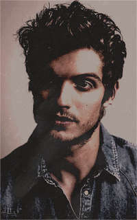 Daniel Sharman FWgawEip_o