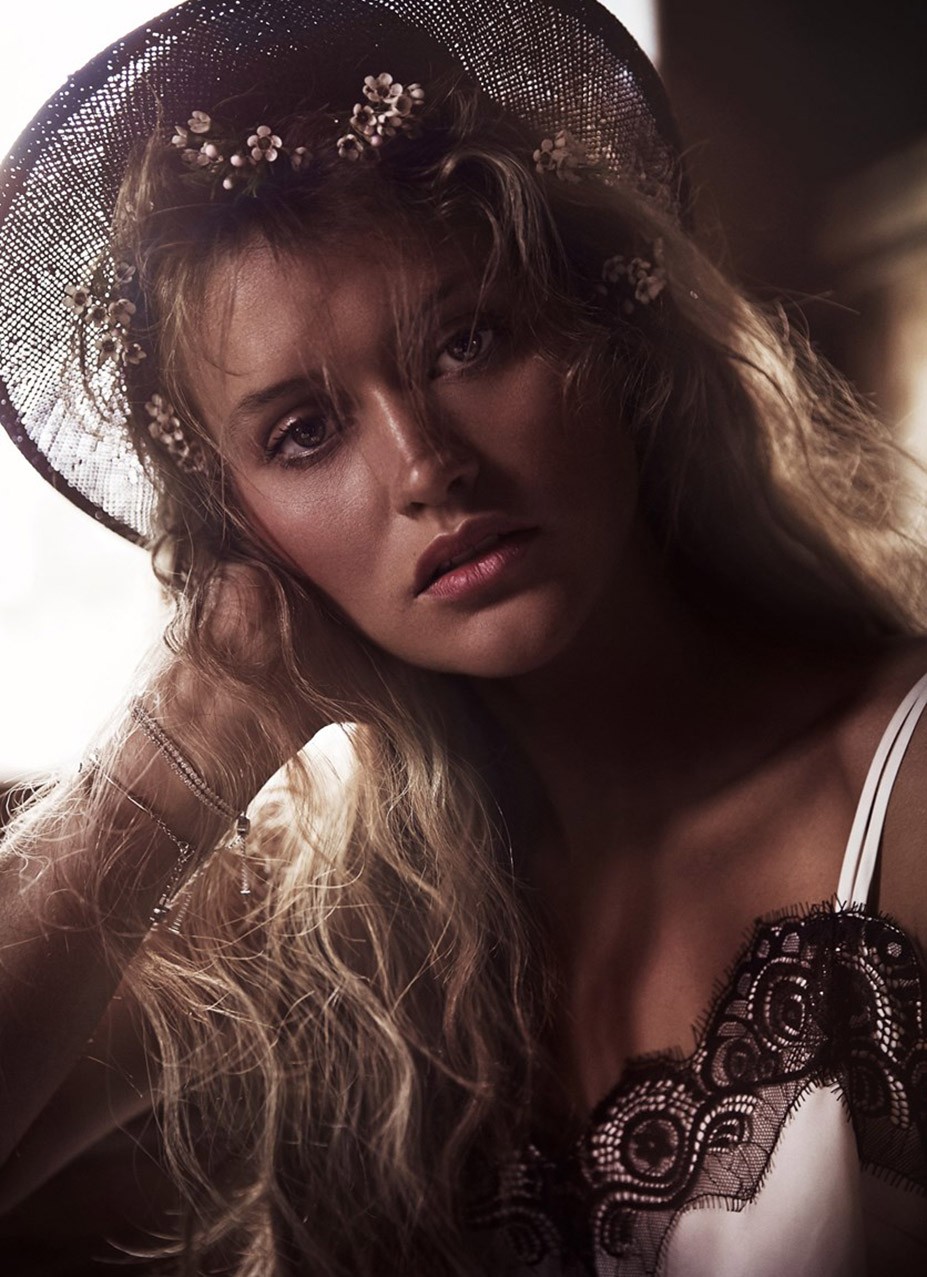 Хлои Лекару / Chloe Lecareux by Steven Chee - Grazia Australia december 2016 Хлои Лекару / Chloe Lecareux by Steven Chee - Grazia Australia december 2016