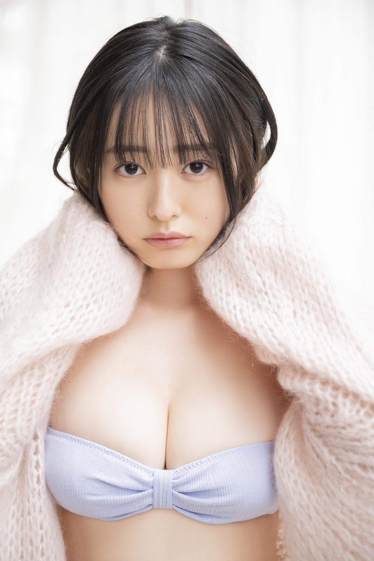 Miu Shirahama 白濱美兎, 漫画アクションデジタル写真集 「Pure White」 Set.01(10)