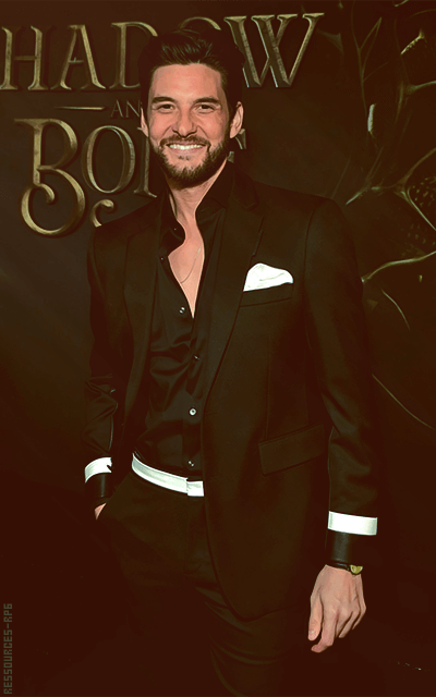 Ben Barnes QkeKDpJZ_o