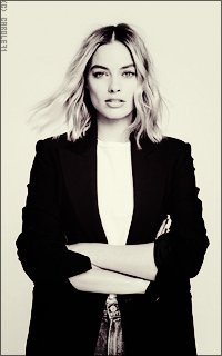 Margot Robbie KnGd3WnI_o