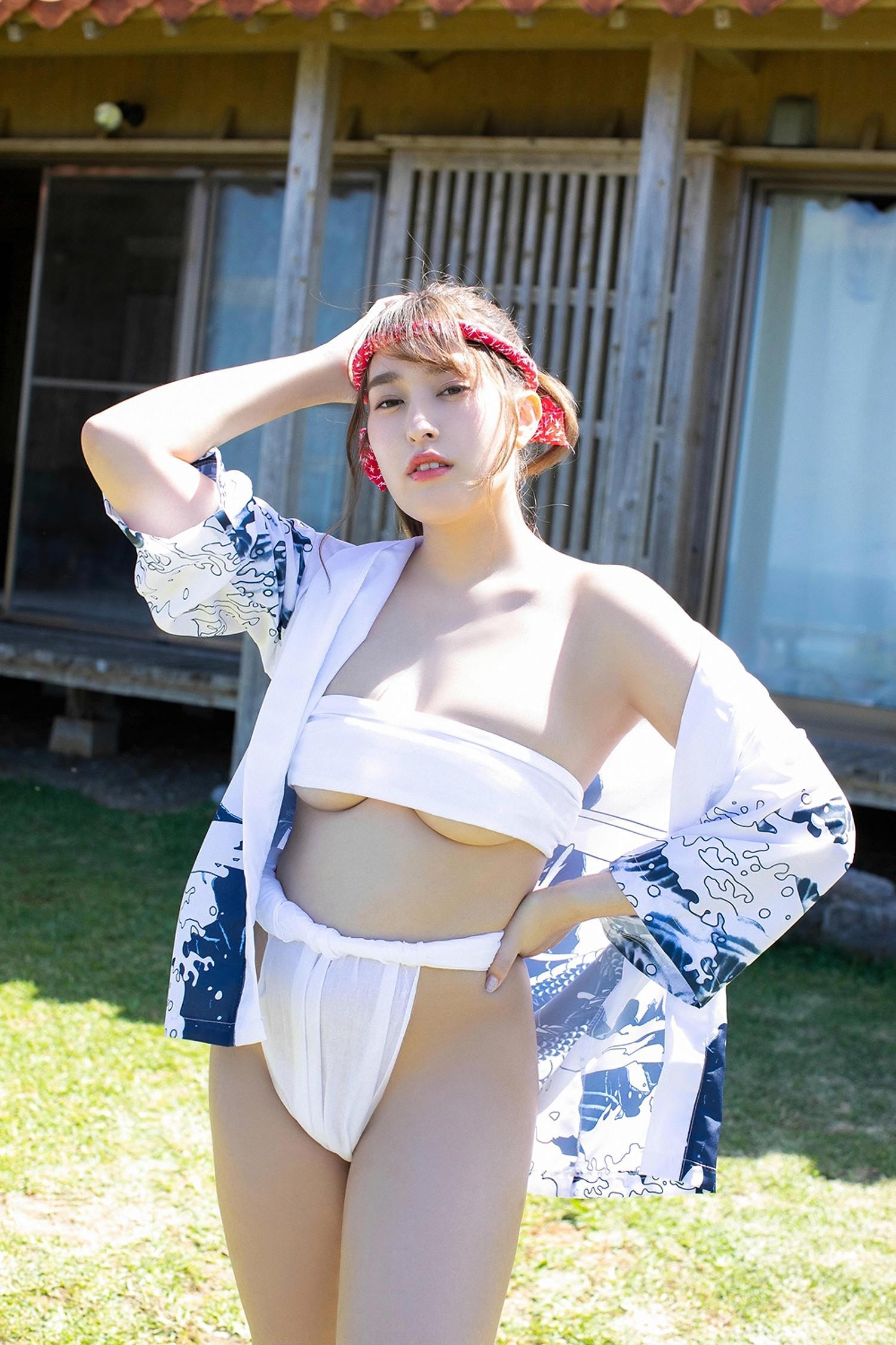 Rina Hirata 平田梨奈, YS-Web [元AKB48ひらりーの衝撃！泡風呂ショット!!] Set.03(5)