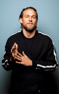 Charlie Hunnam EFBAN1DM_o