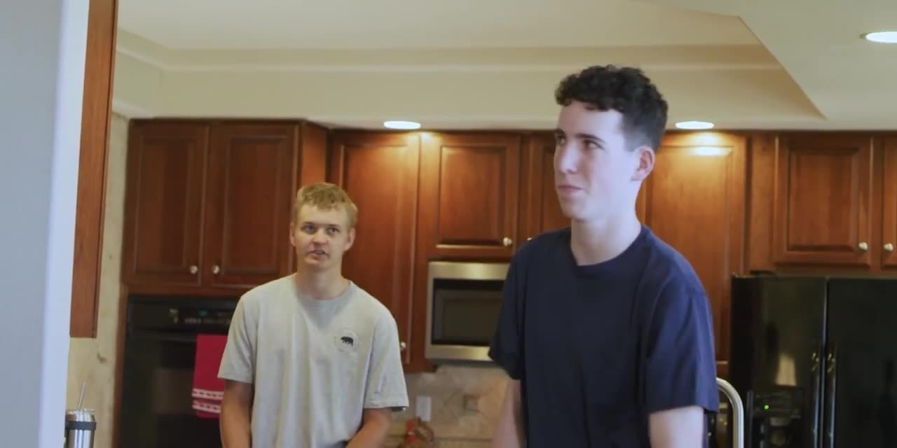qnyjW52u_o.jpg