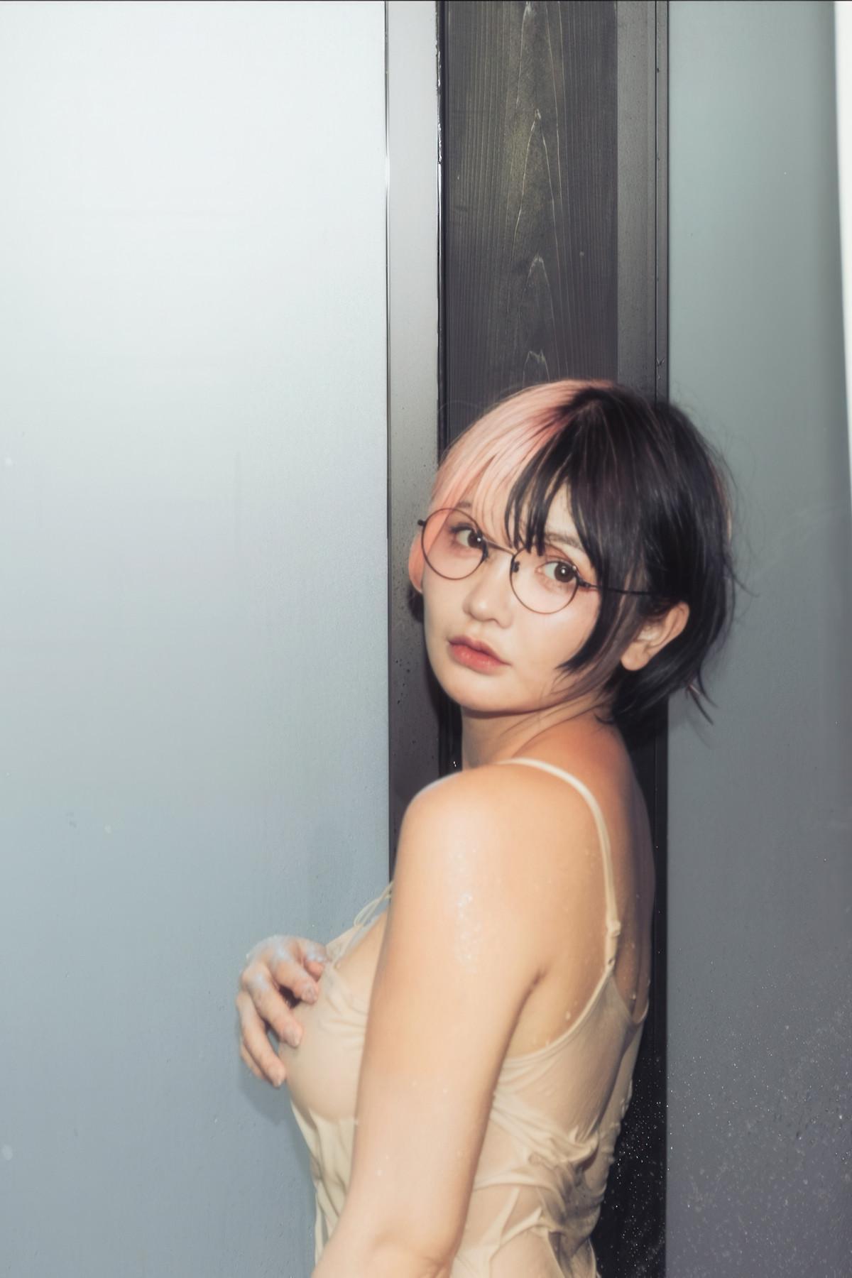 Chukimeroday ちゅきめろでぃ, 2nd 写真集 『一泊二日』 Set.02(1)