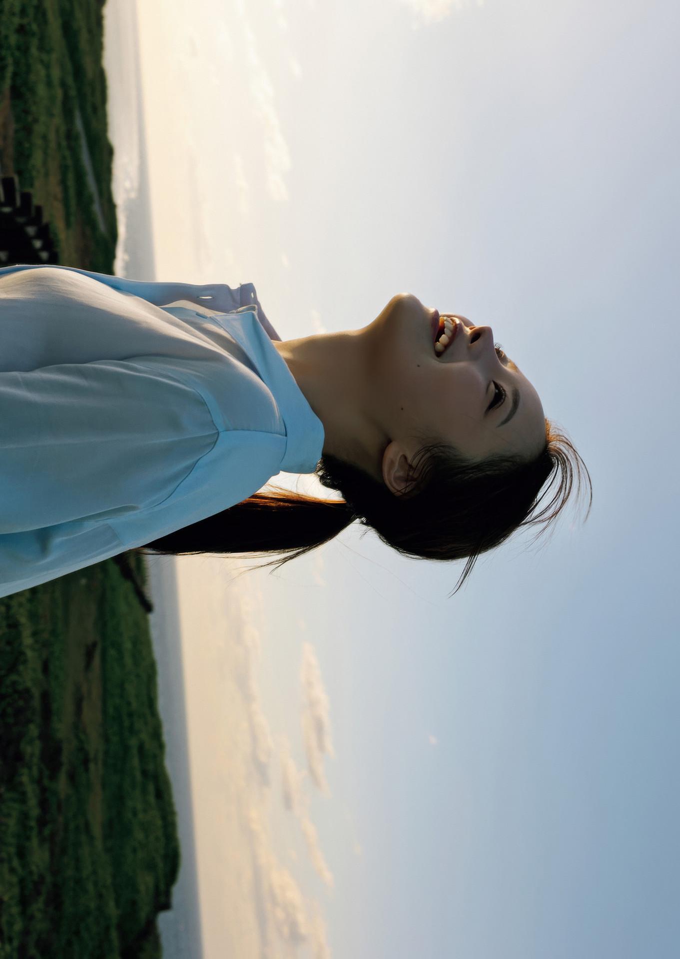 Himeka Araya 新谷姫加, ファースト写真集 「ひめかわいい。」 Set.02(5)