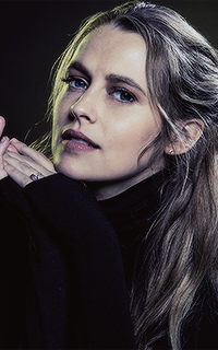 Teresa Palmer IIJiqV6R_o