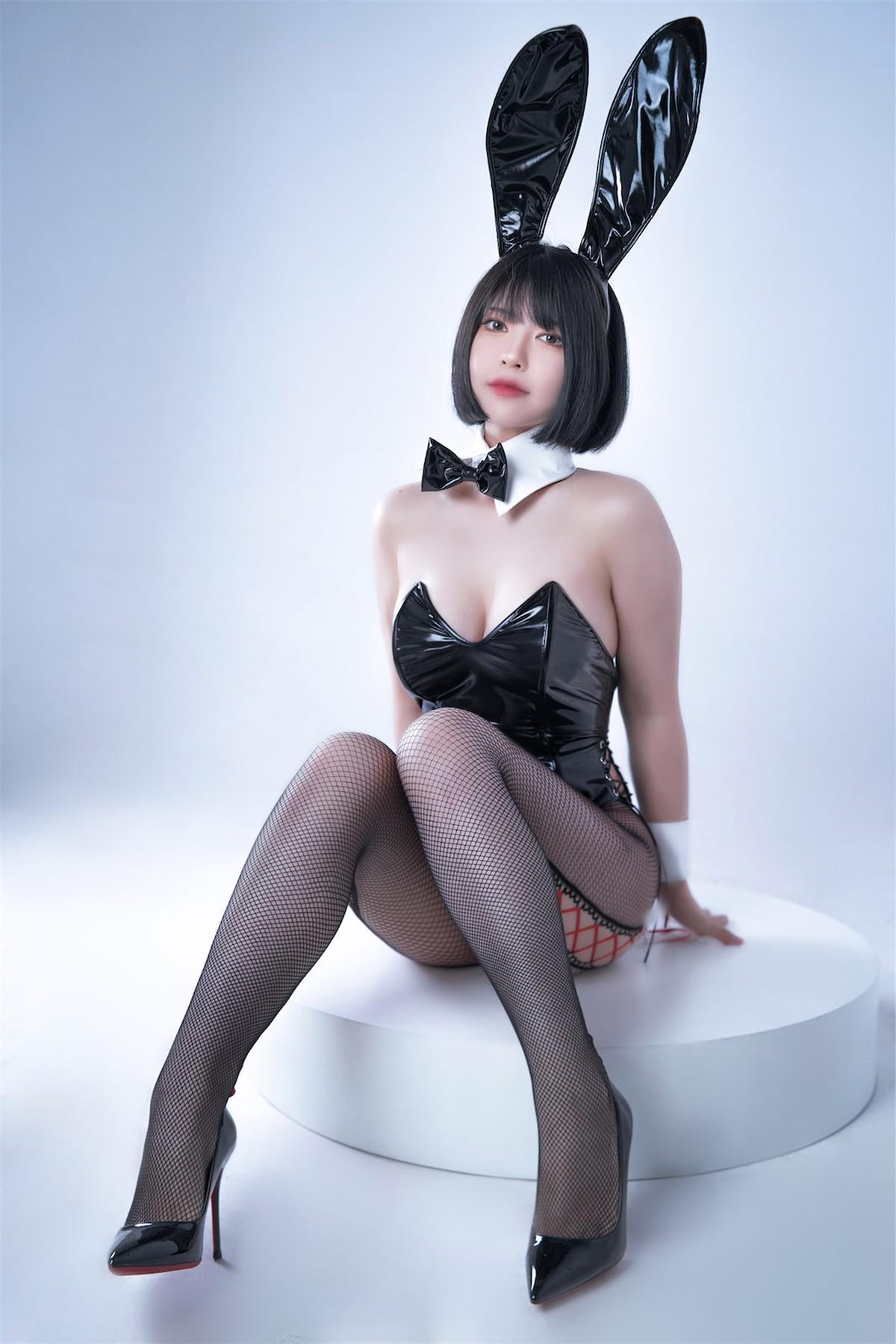 Cosplay 半半子 Bunny(3)