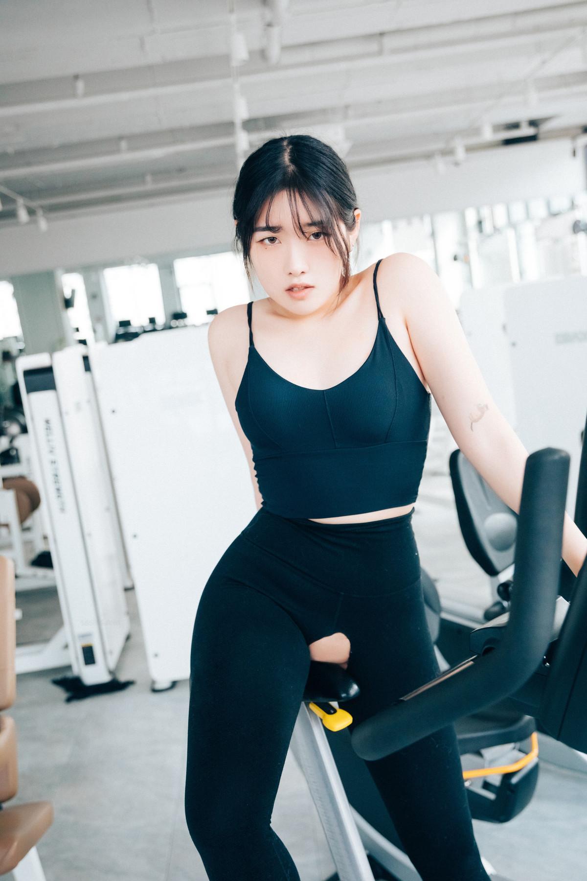 Sonson 손손, [Loozy] Personal Trainer Set.02(22)