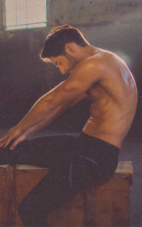 Tom Ellis DzehP1G1_o