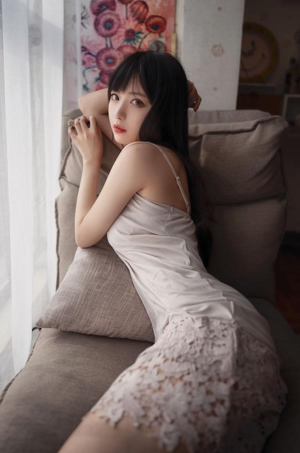 高颜值coser Shika小鹿鹿和她的吉它唯美写真(26)