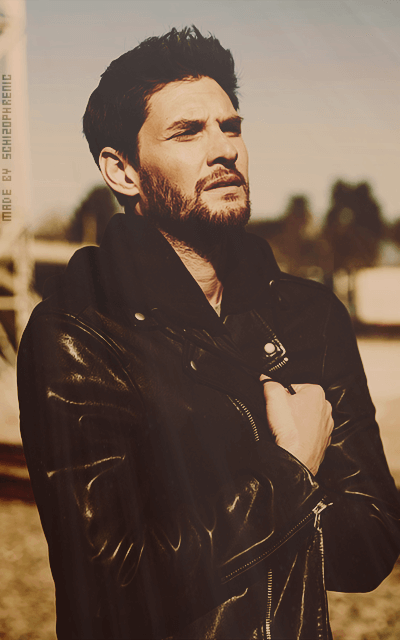 Ben Barnes VfgaRruH_o