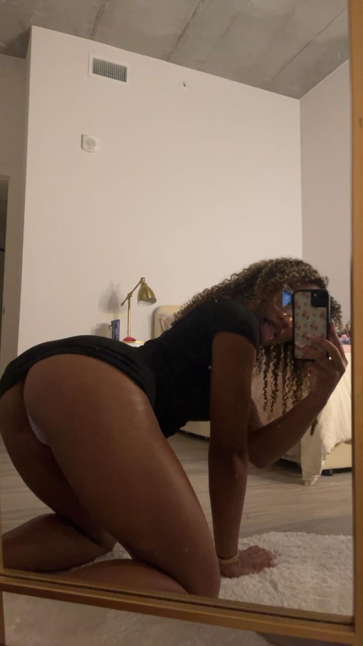 Curly haired ebony hottie Sky Alexxxis teases with her big ass & natural tits(10)