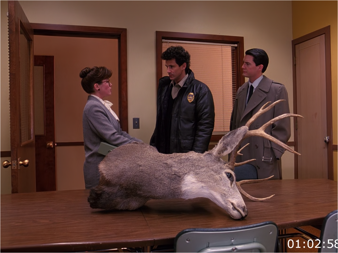 Twin Peaks S01E01 Northwest Passage [1080p] BluRay (x265) [6 CH] JJcJbo4g_o