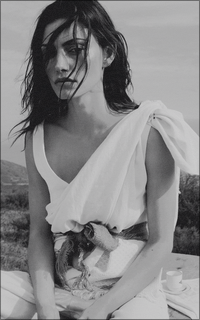 Phoebe Tonkin PhfxPJbI_o