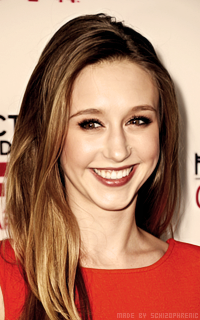 Taissa Farmiga HbXPSpNF_o