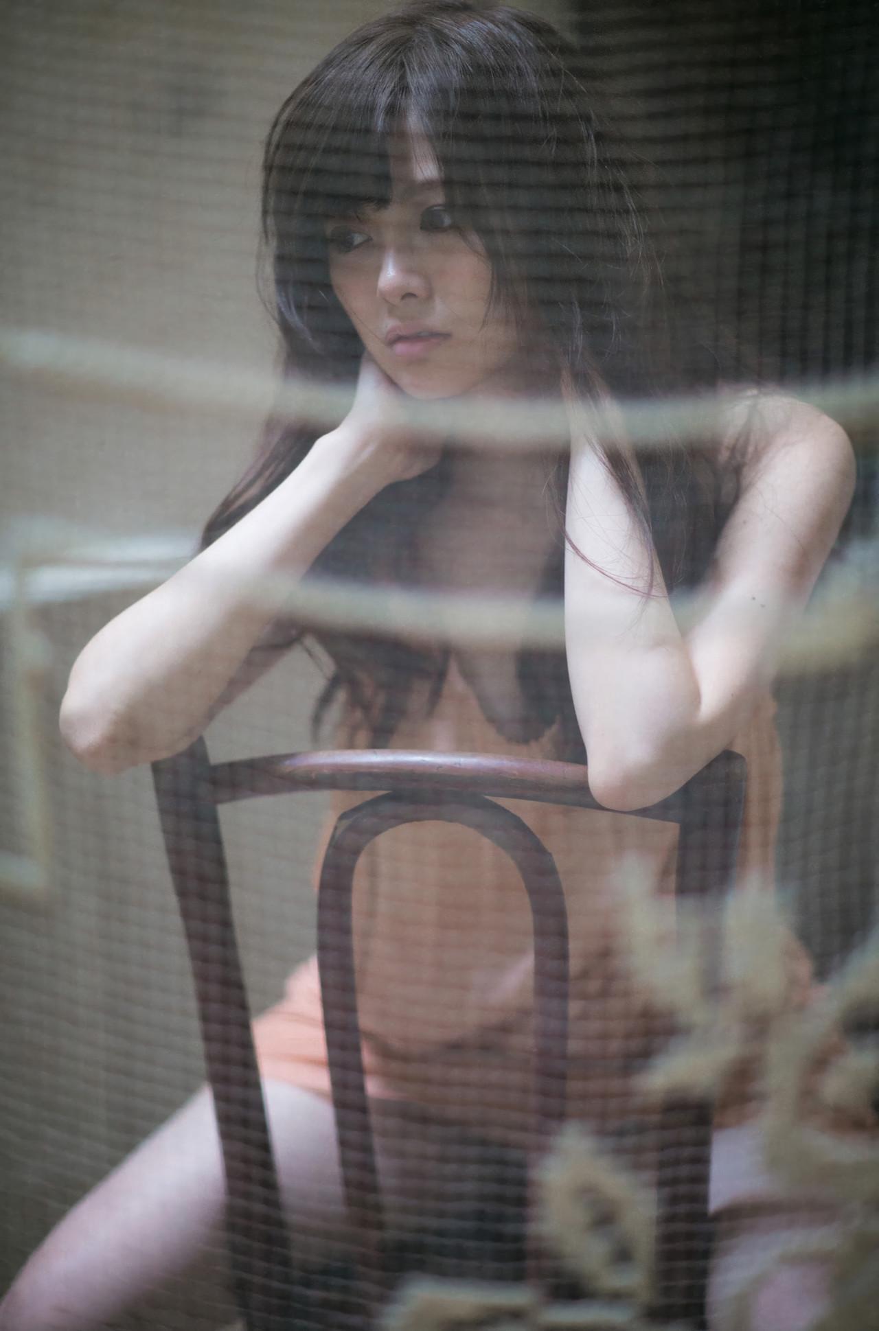 Mai Shiraishi 白石麻衣, ファースト写真集 「清純な大人」 Set.04(38)