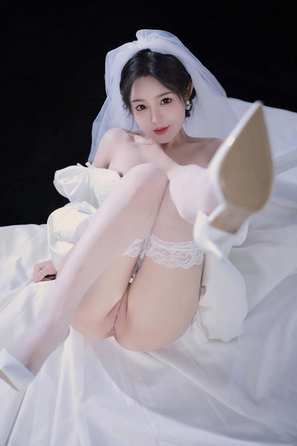 福利姬桃暖酱无圣光摄影人体合集(24)