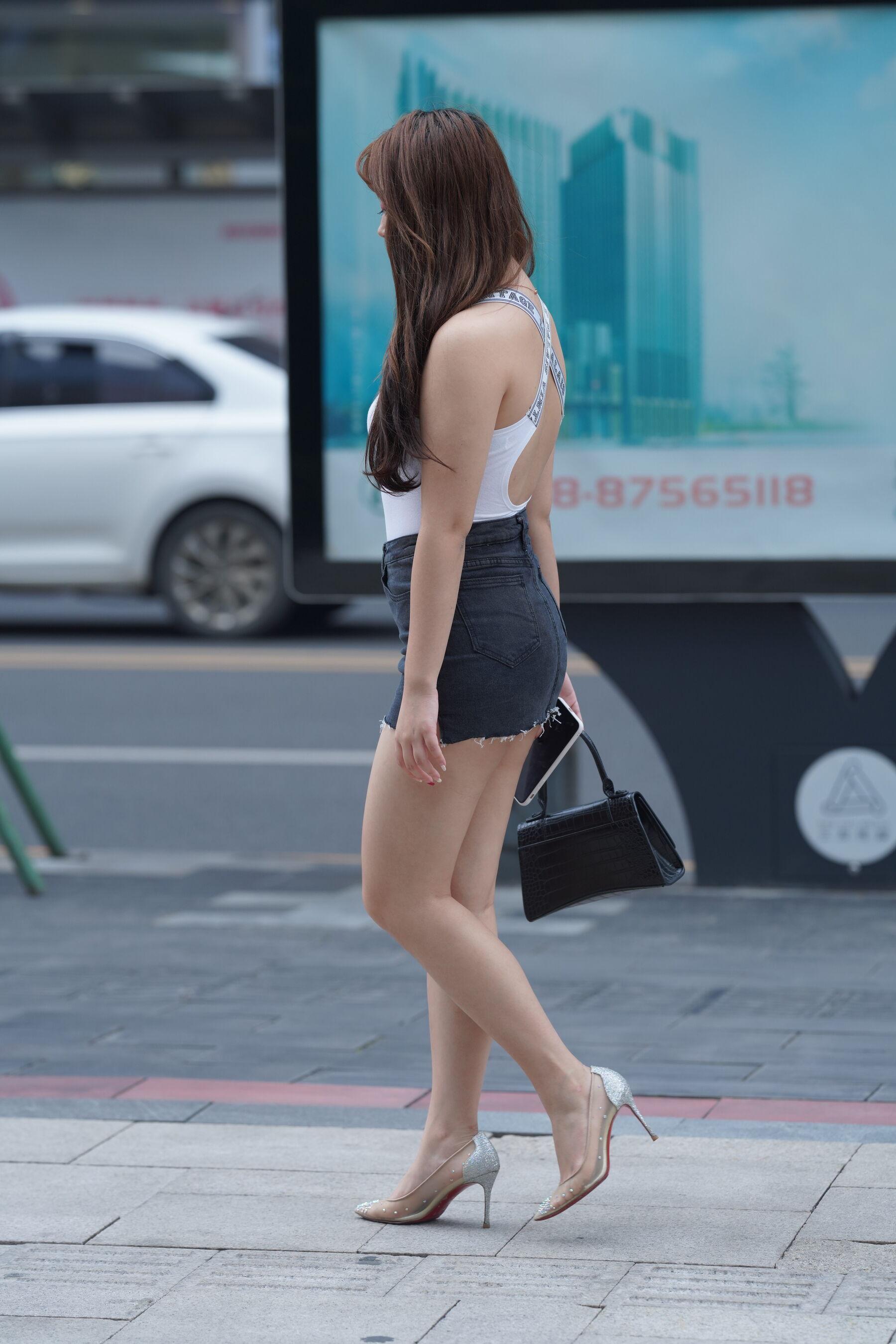 街拍 透明高跟热裤美女(385)