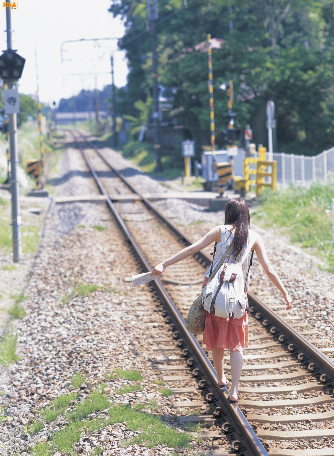 [Bomb.TV] 2006年07月刊 Yui Aragaki 新垣結衣/新垣结衣 写真集(15)