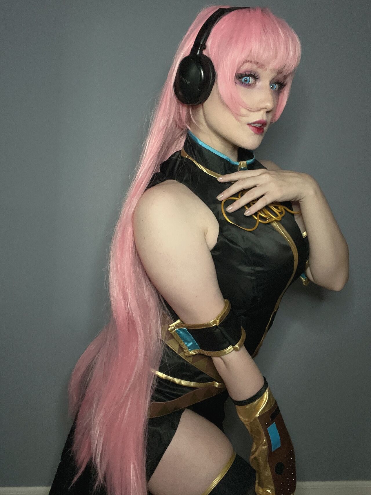 Satin Stars - Luka Megurine