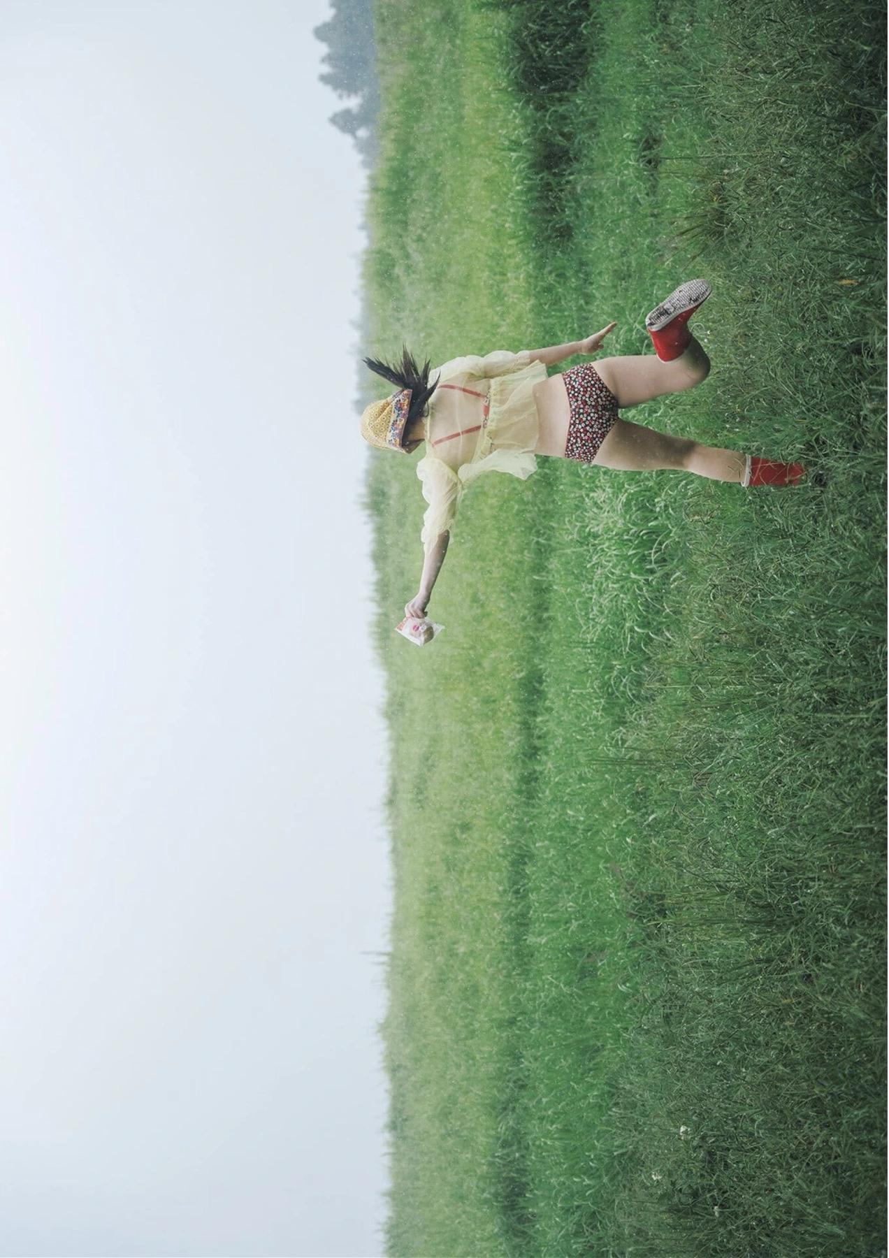Shiori Ikemoto 池本しおり, B.L.T. 写真集 Monster Round 3(2)