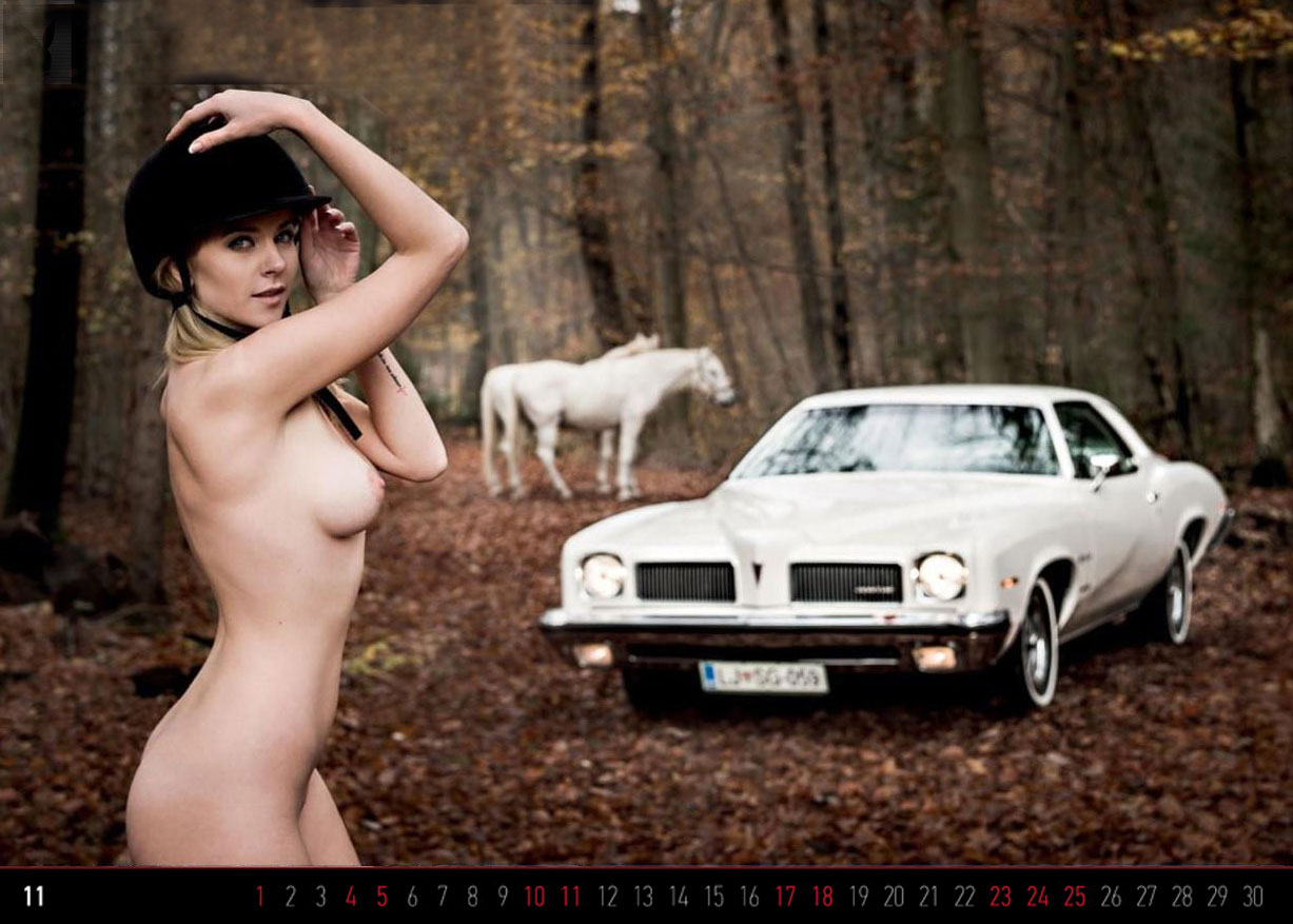 Девушки и ретро-автомобили в эротическом календаре Oldtimer 2018 Calendar - girls and retro cars Девушки и ретро-автомобили в эротическом календаре Oldtimer 2018 Calendar - girls and retro cars