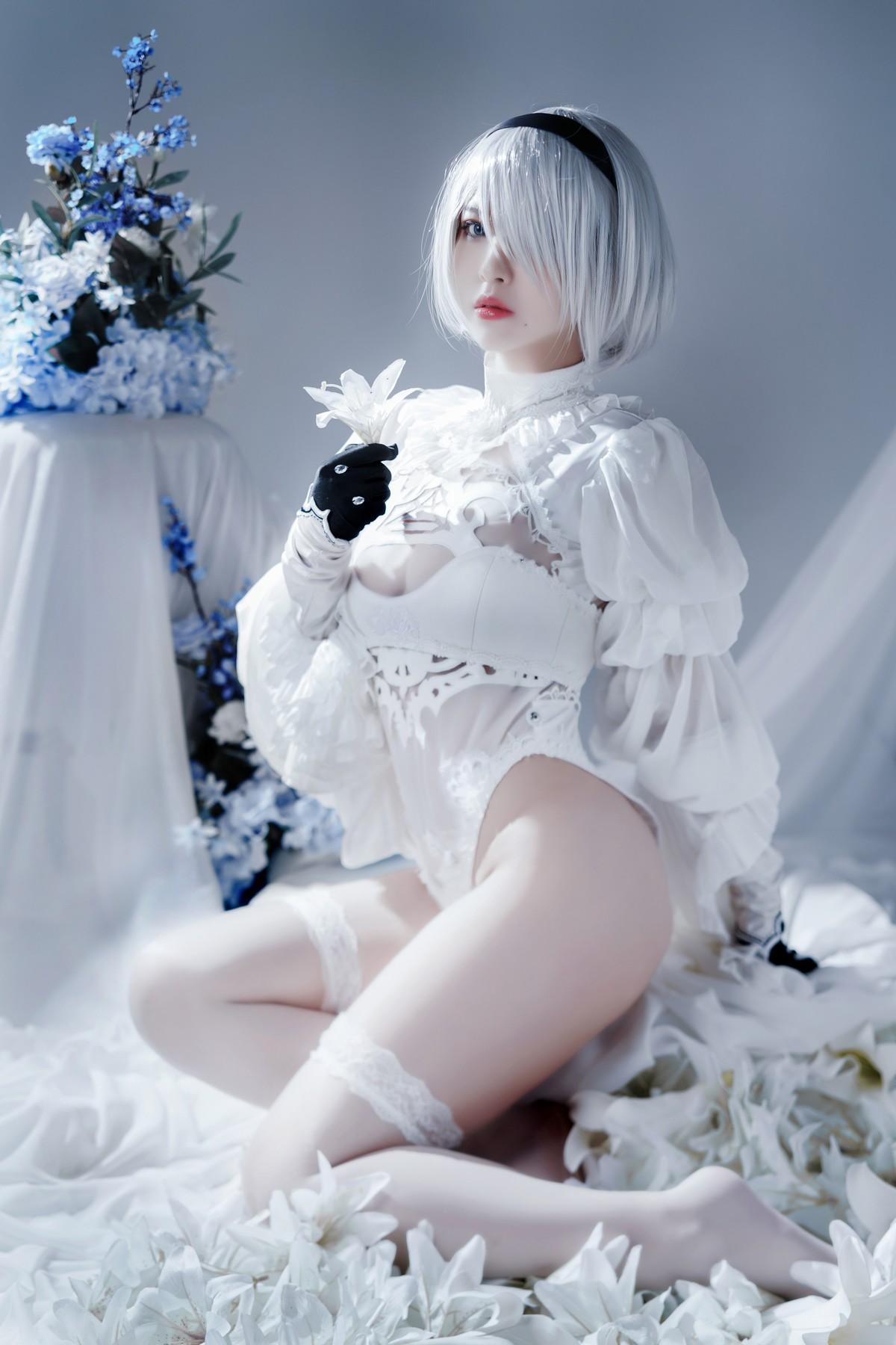 Cosplay 半半子 Automataヨルハ二号B型 白いドレス(42)