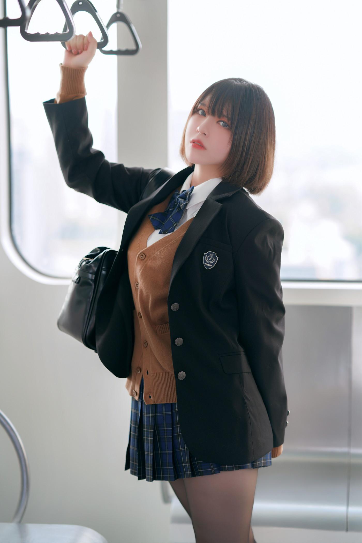 Cosplay 半半子Banbanko 彼女の制服(18)