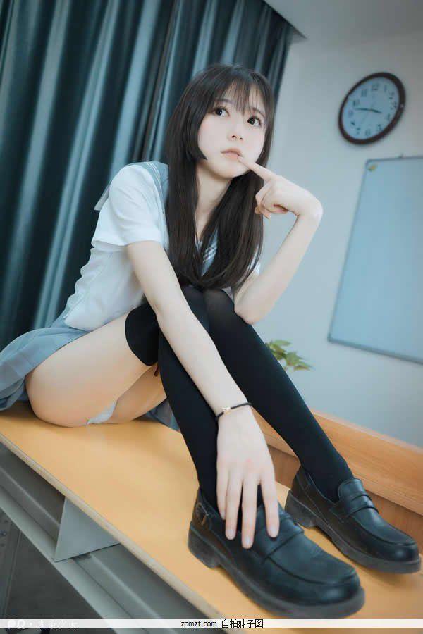 微博妹子发条少女-尾随颜控少女大胆写真(15)