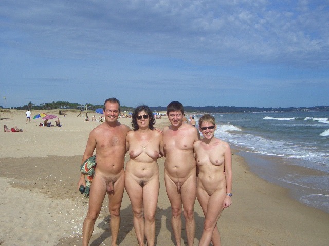 nudistas