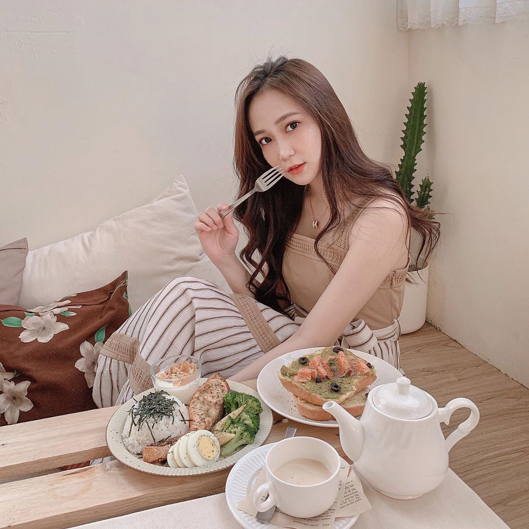IG正妹—安琪 0xmFwbKk o - IG正妹—安琪