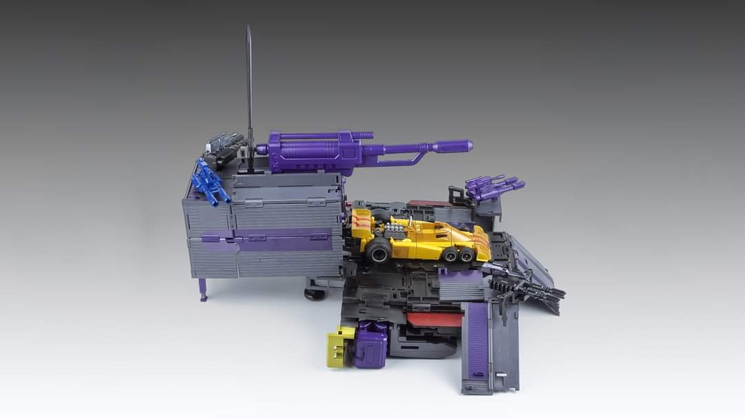 [X-Transbots] Produit Tiers - Jouets Berserkars forme Monolith (MX-XIII à MX-VII) - aka Stunticons forme Menasor/Menaseur - Page 7 LPvb3FFA_o