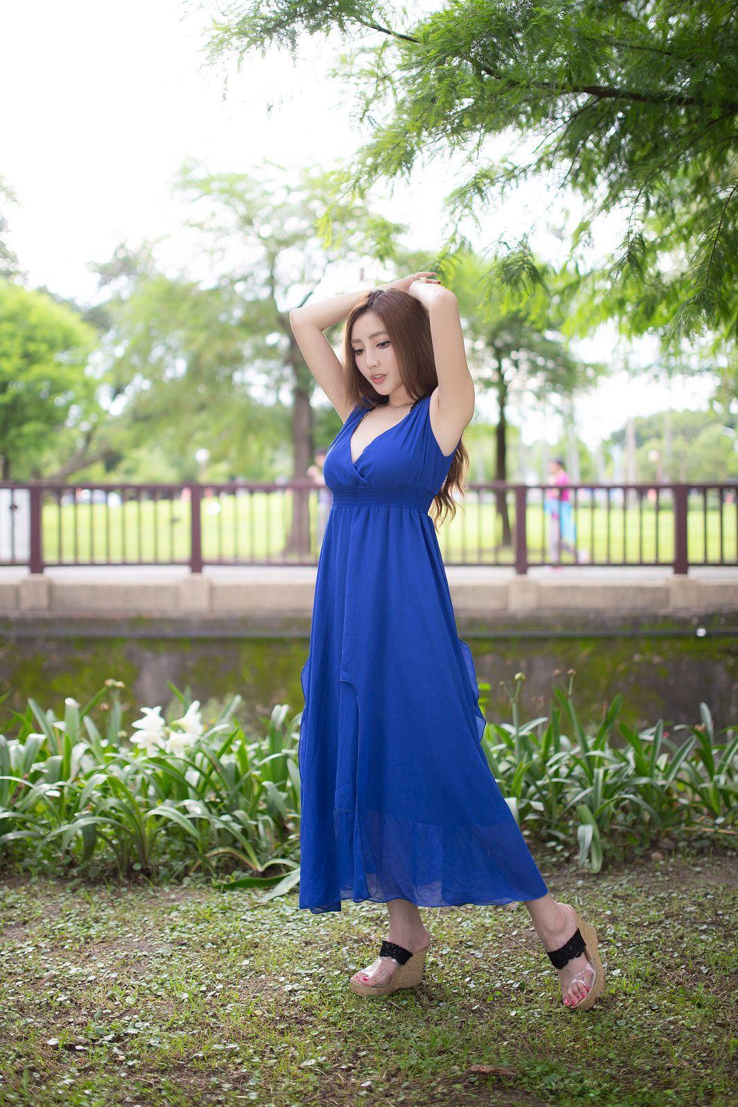 台湾赵芸Syuan《极品蓝色长裙女神》写真集(45)