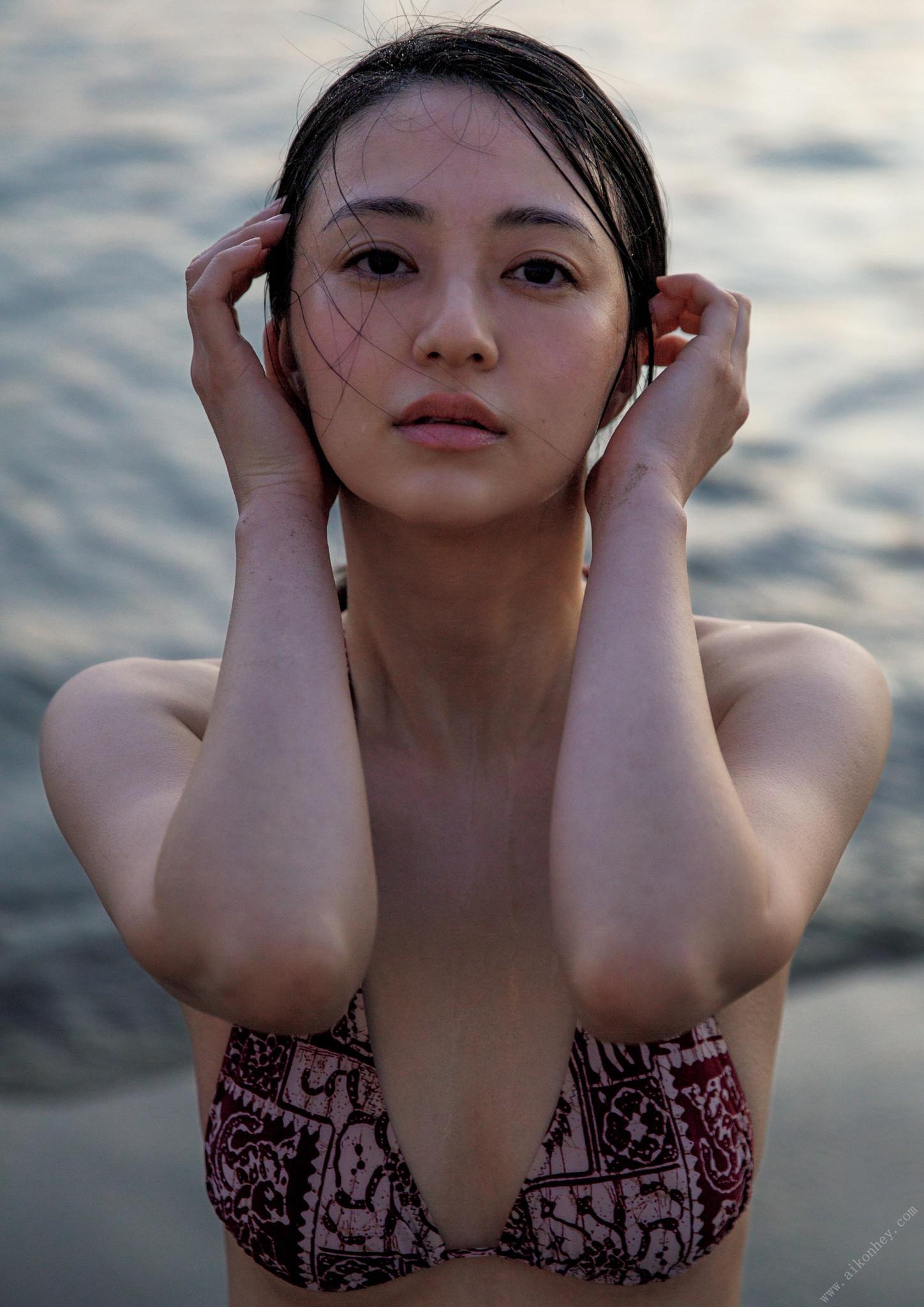 Rina Aizawa 逢沢りな, 電子版だけの特典カットつき 「Gekkan 月刊」 Set.02(31)