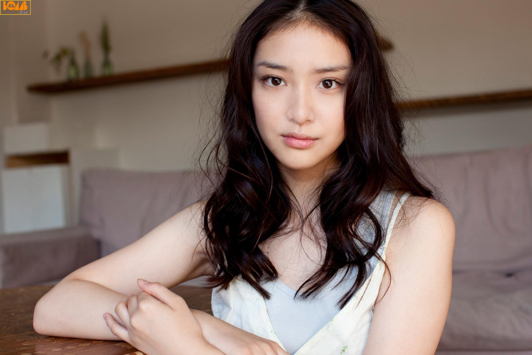 [Bomb.TV] 2012年02月号 武井咲 Emi Takei 写真集(20)