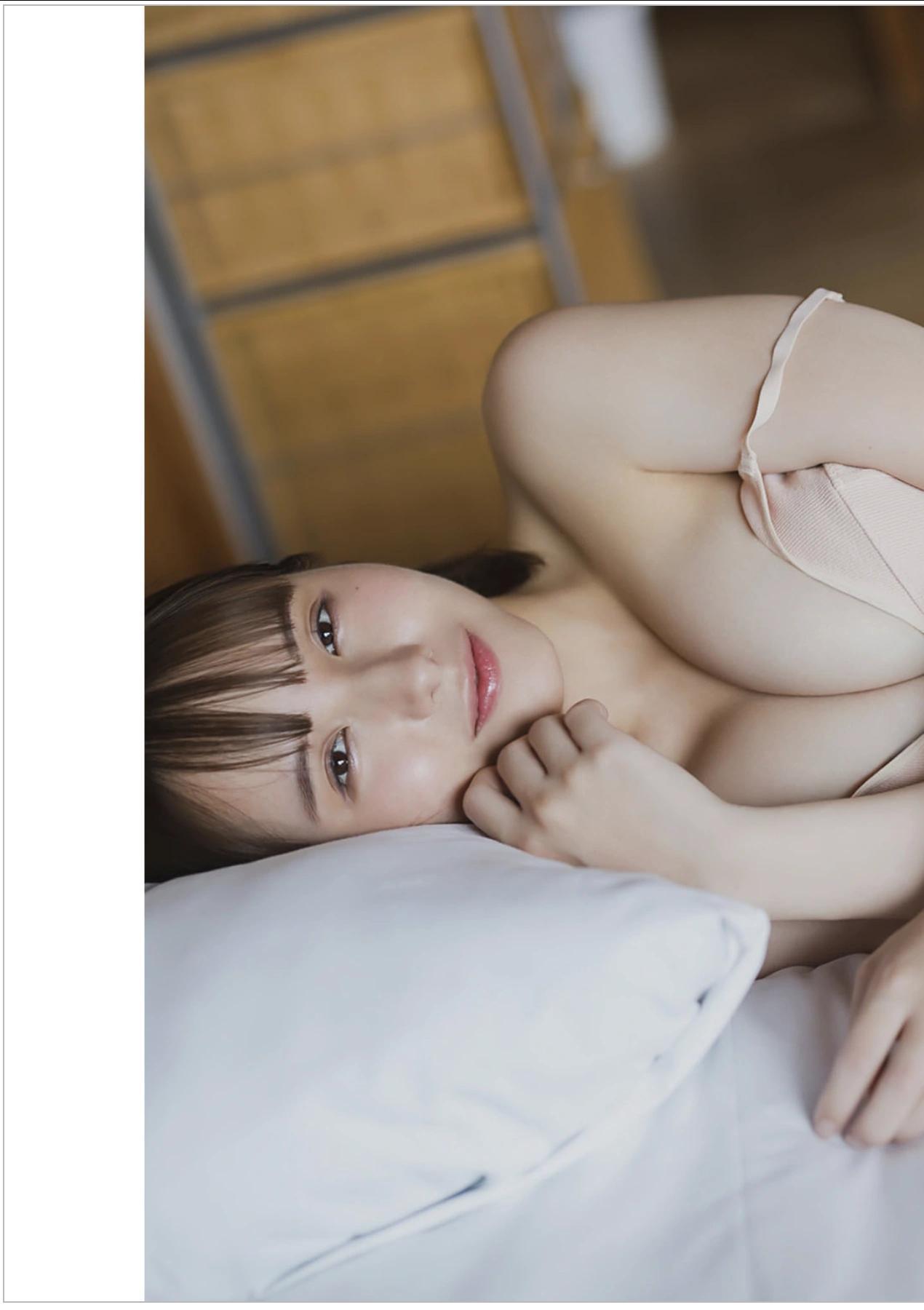 Mayu Niiya 新谷真由, Weekly Playboy 2025 No.42-43 (週刊プレイボーイ 2025年42-43号)(13)