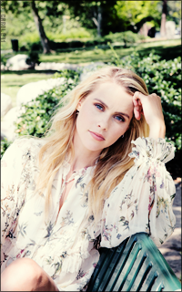 Claire Holt MS0CRh1y_o