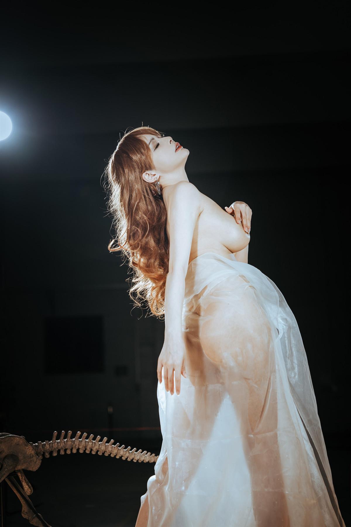 Cosplay 秋和柯基 夏小秋秋秋 纱(33)