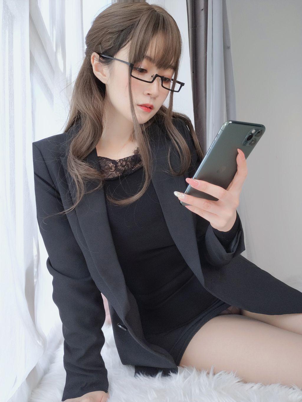 Coser @ 白银 81: 黑 西服 (136 photos)(99)
