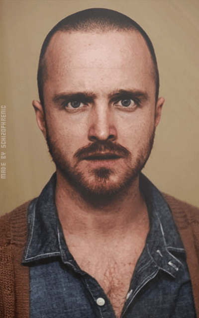 Aaron Paul EJssI9Sn_o