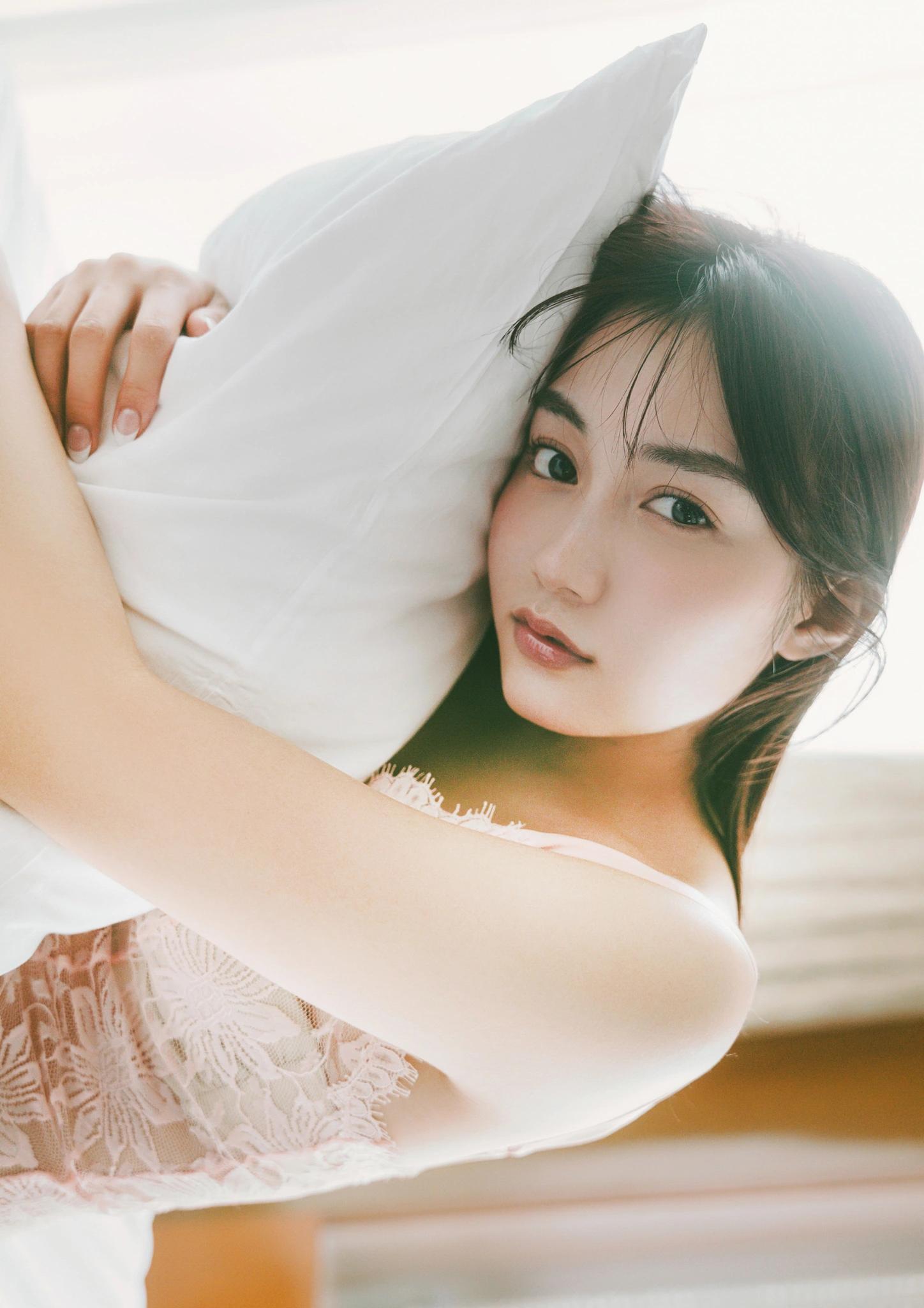 Hikari Kuroki 黒木ひかり, BRODYデジタル写真集 「Midnight romance」 Set.02(11)