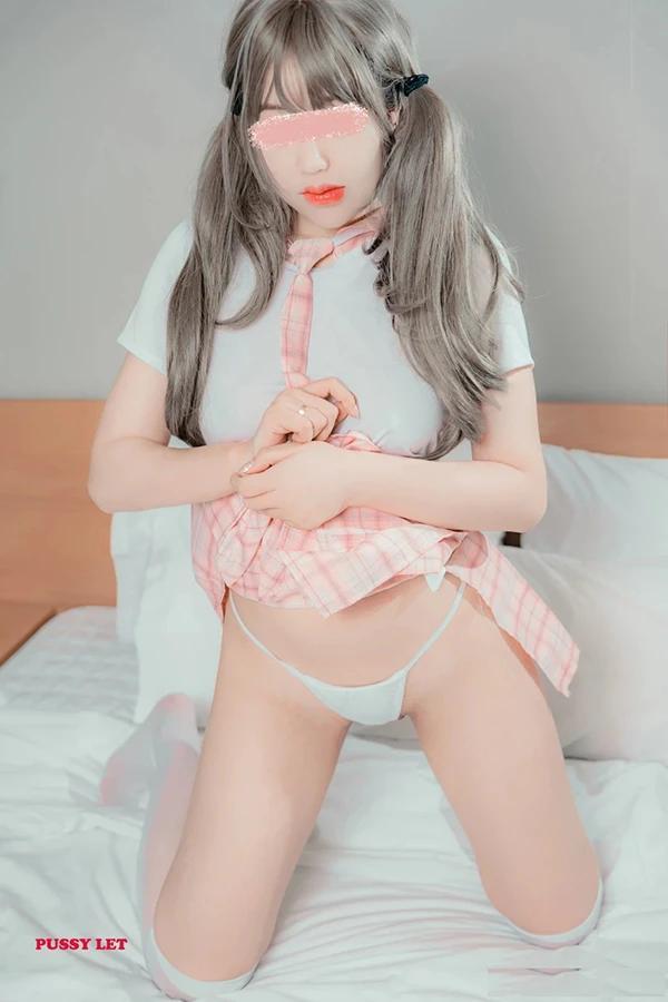 粉蓝JK美女Cony与闺密湿身尺度人体福利图(2)