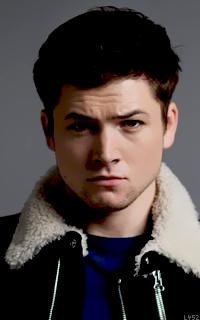 Taron Egerton HLb3pMCL_o