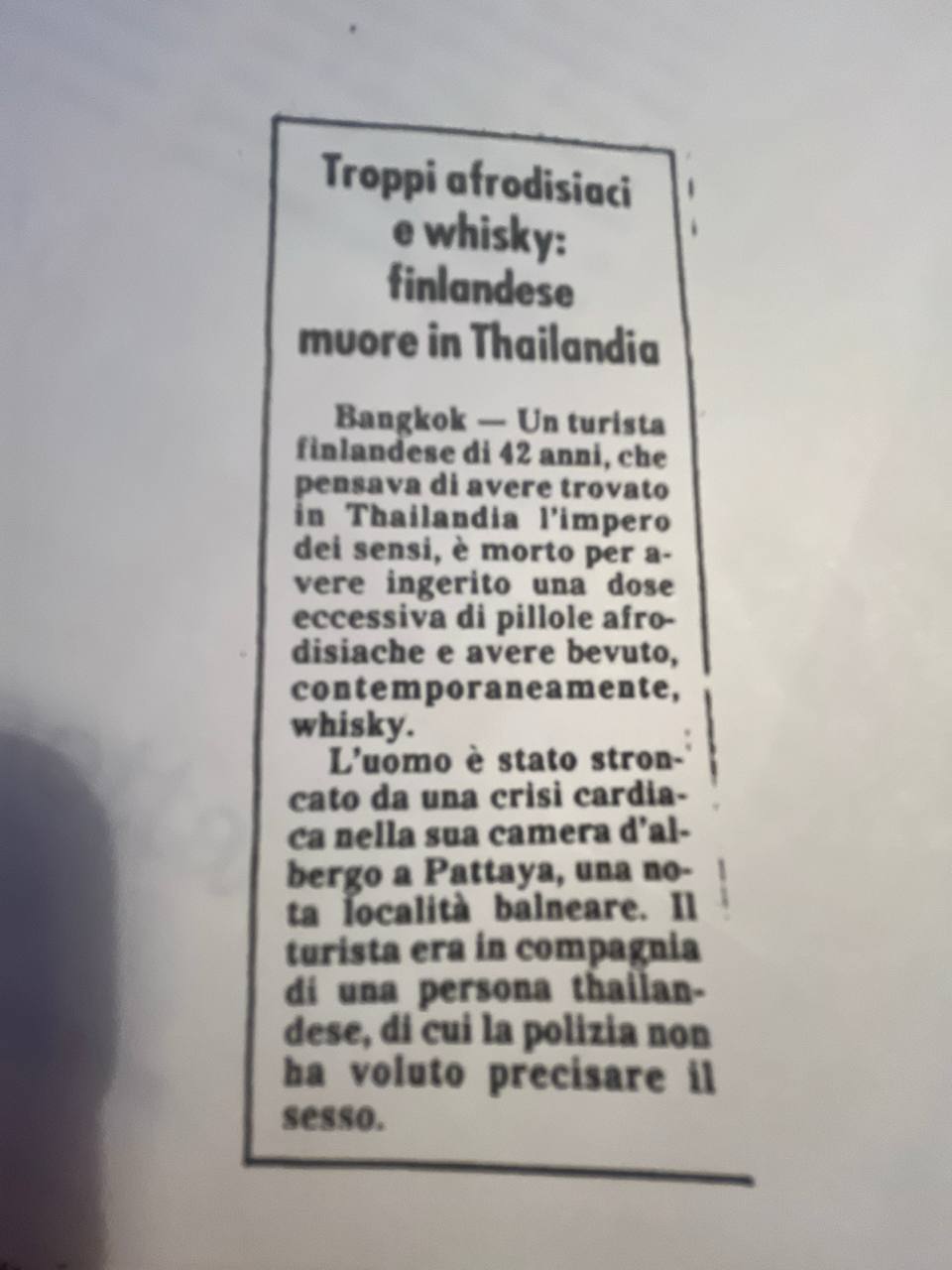 Ritagli di giornale Alj3xdde_o