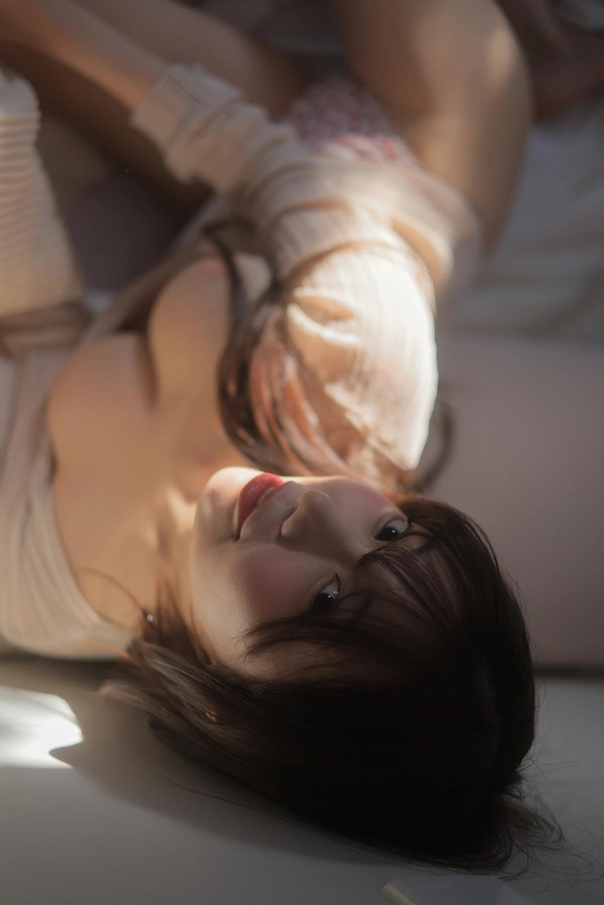 Leeesovely 쏘블리, PhotoBook 「Warm Afternoon Sun」 Set.03(17)