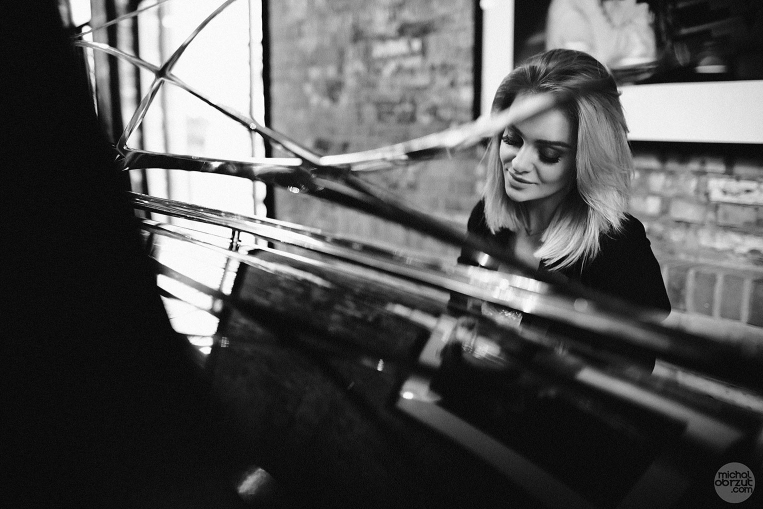 Piano Girl / Sylwia Nowak by Michal Obrzut Piano Girl / Sylwia Nowak by Michal Obrzut