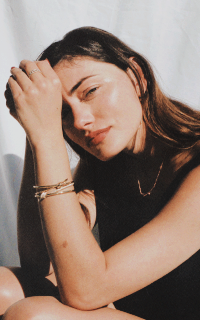 Phoebe Tonkin - Page 2 8xWwJqNk_o