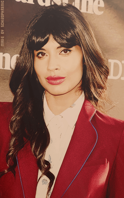 Jameela Jamil SRAEM8hz_o