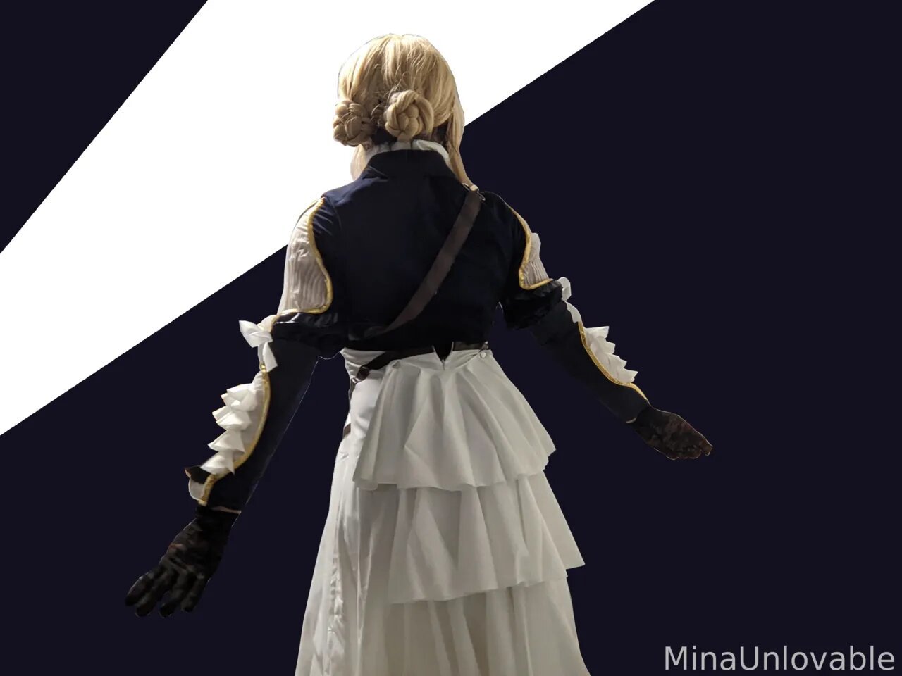 Mina Unlovable - Violet